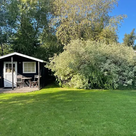 ældre Idyllisk Feriehus Gilleleje